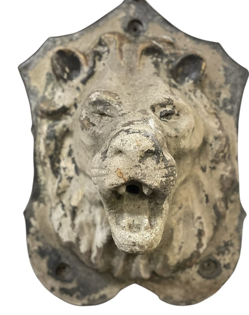 LARGE WEATHERED STONE LION HEAD FOUNTAIN SPOUT (1 of 6)