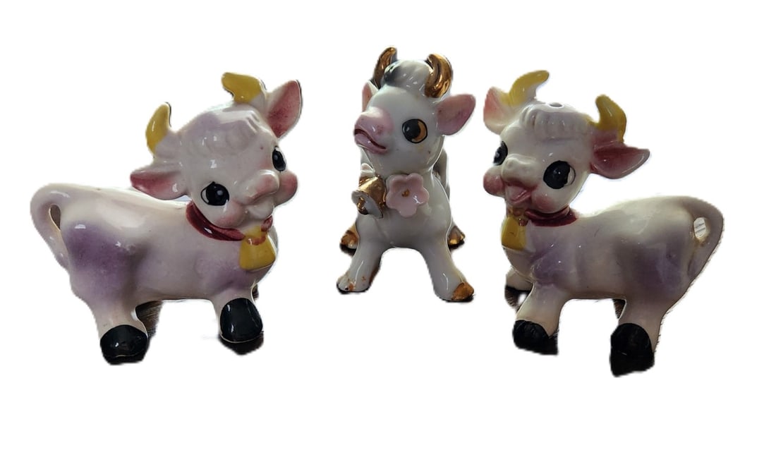 3 PC 1940-50S ELSIE THE COW SALT & PEPPER & FIGURINE (1 of 4)