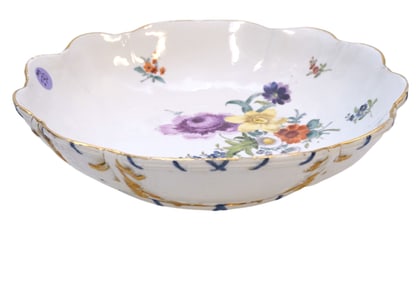 LARGE ANTIQUE MEISSEN FLORAL SERVING BOWL