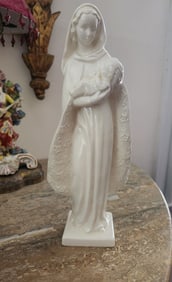 VINTAGE GOEBEL HUMMEL FLOWER MADONNA