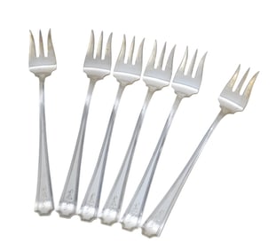 6 DURGIN STERLING SILVER OYSTER FORKS FAIRFAX