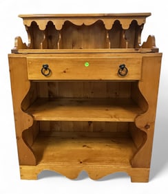 VINTAGE 1940s PENNSYLVANIA PINE DESK