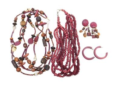 VINTAGE TRIBAL WOOD JEWELRY
