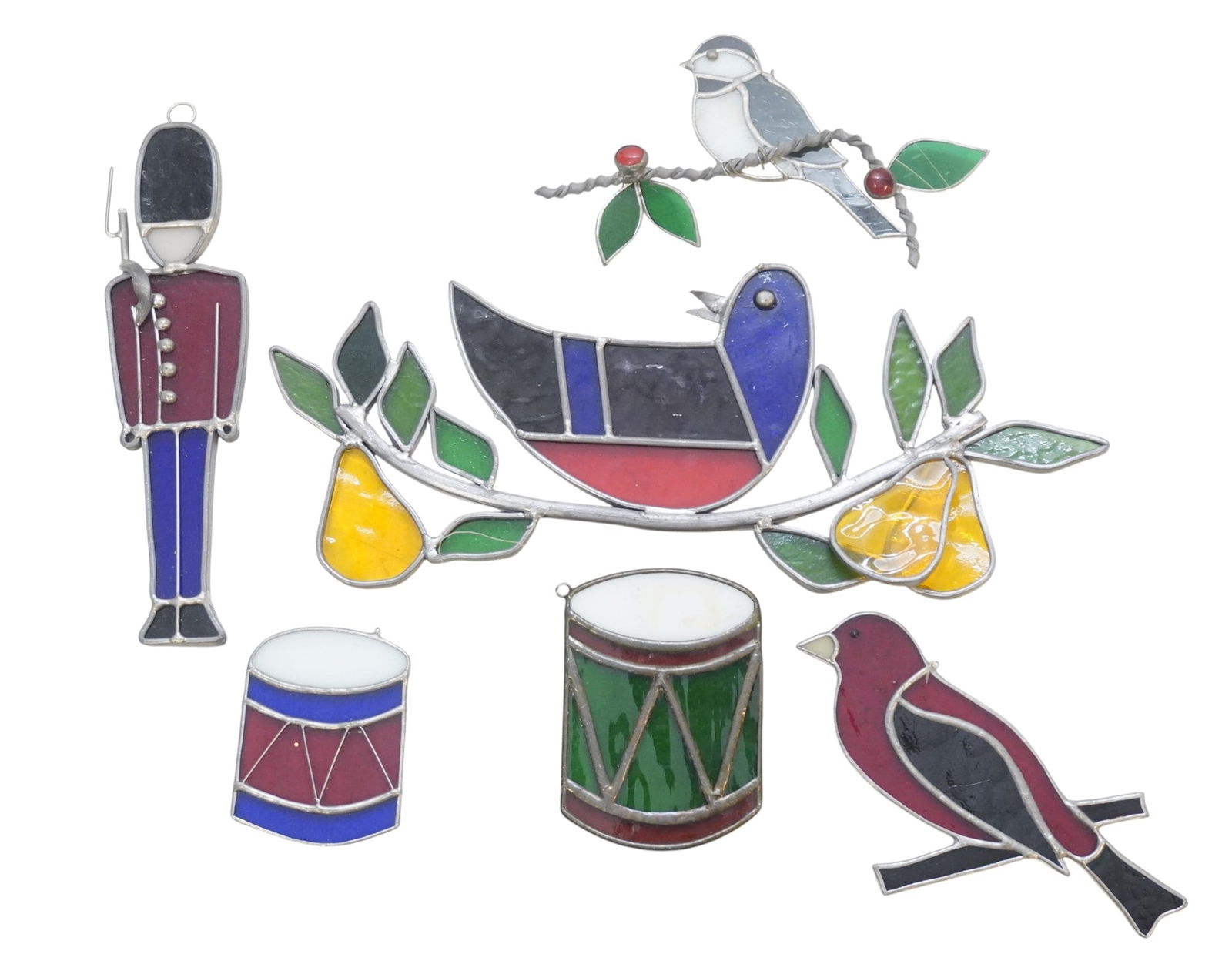 6 VINTAGE HOLIDAY MOTIF STAINED GLASS SUNCATCHERS (1 of 1)