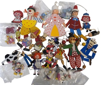 JUMPING JACK PULL TOY/ORNAMENTS