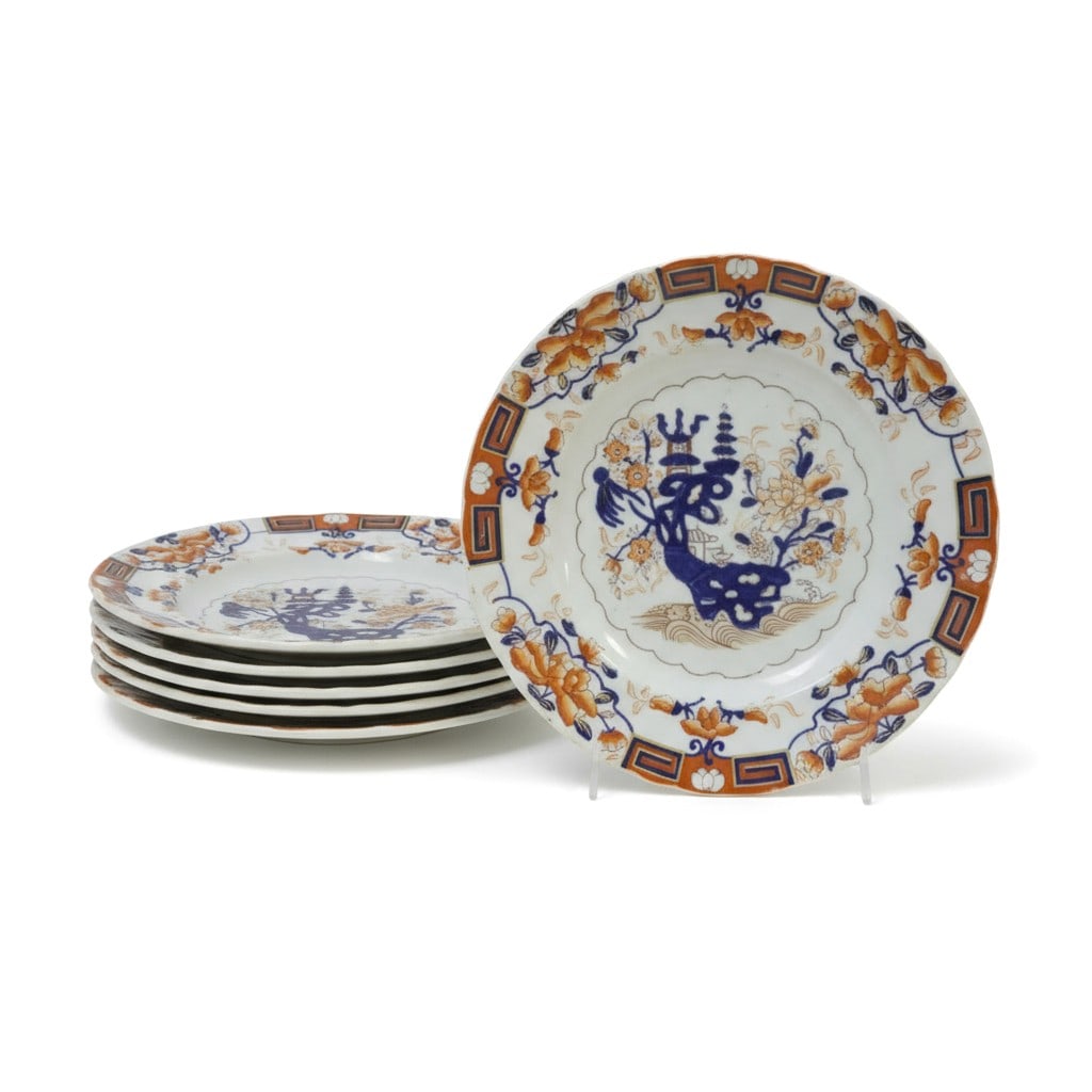 6 19TH c MASONS IRONSTONE IMARI BOWLS: Six Hand Painted 19th-C. English Mason?s Ironstone Imari Shallow Bowls. Each measures 9"x9"x2 1/4". Weight 3 lbs. **In house shipping available on this lot**