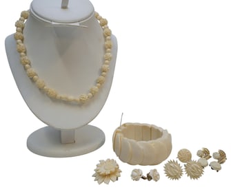7 pc VINTAGE CARVED BONE JEWELRY