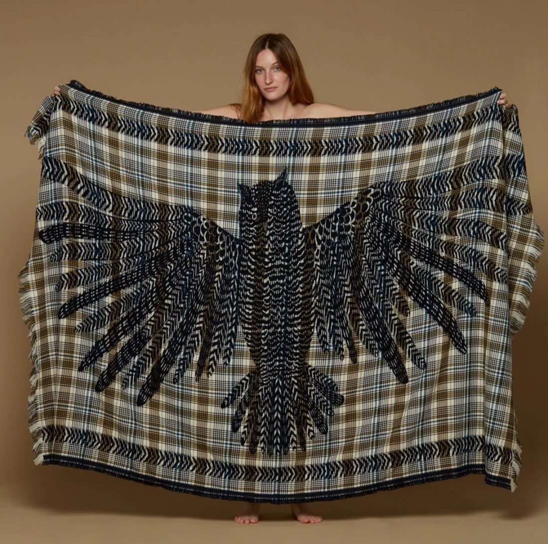 INOUI EDITIONS HEDWIGE WOOLLEN THROW BLANKET (1 of 2)