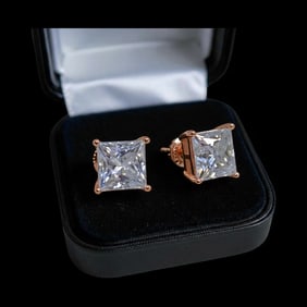 6 CT PRINCESS CUT MOISSANITE STUD EARRINGS