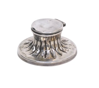 ANTIQUE STERLING SILVER EDWARDIAN CAPSTAN INKWELL