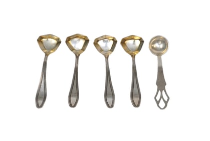 5 ANTIQUE STERLING SILVER SALT SPOONS