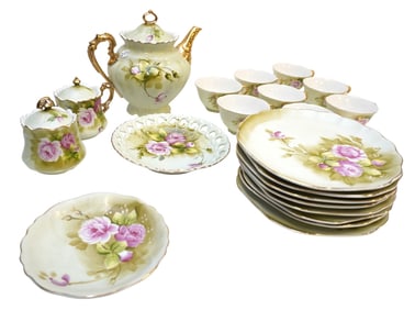 21 PC VINTAGE LEFTON HAND PAINTED HERITAGE GREEN