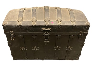 ANTIQUE 19TH C STEAMER TRUNK DOME TOP