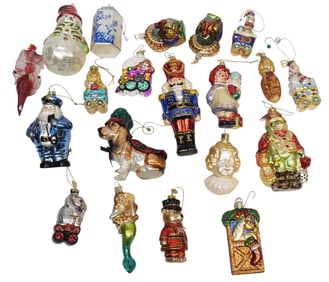 22 VINTAGE CHRISTMAS ORNAMENTS
