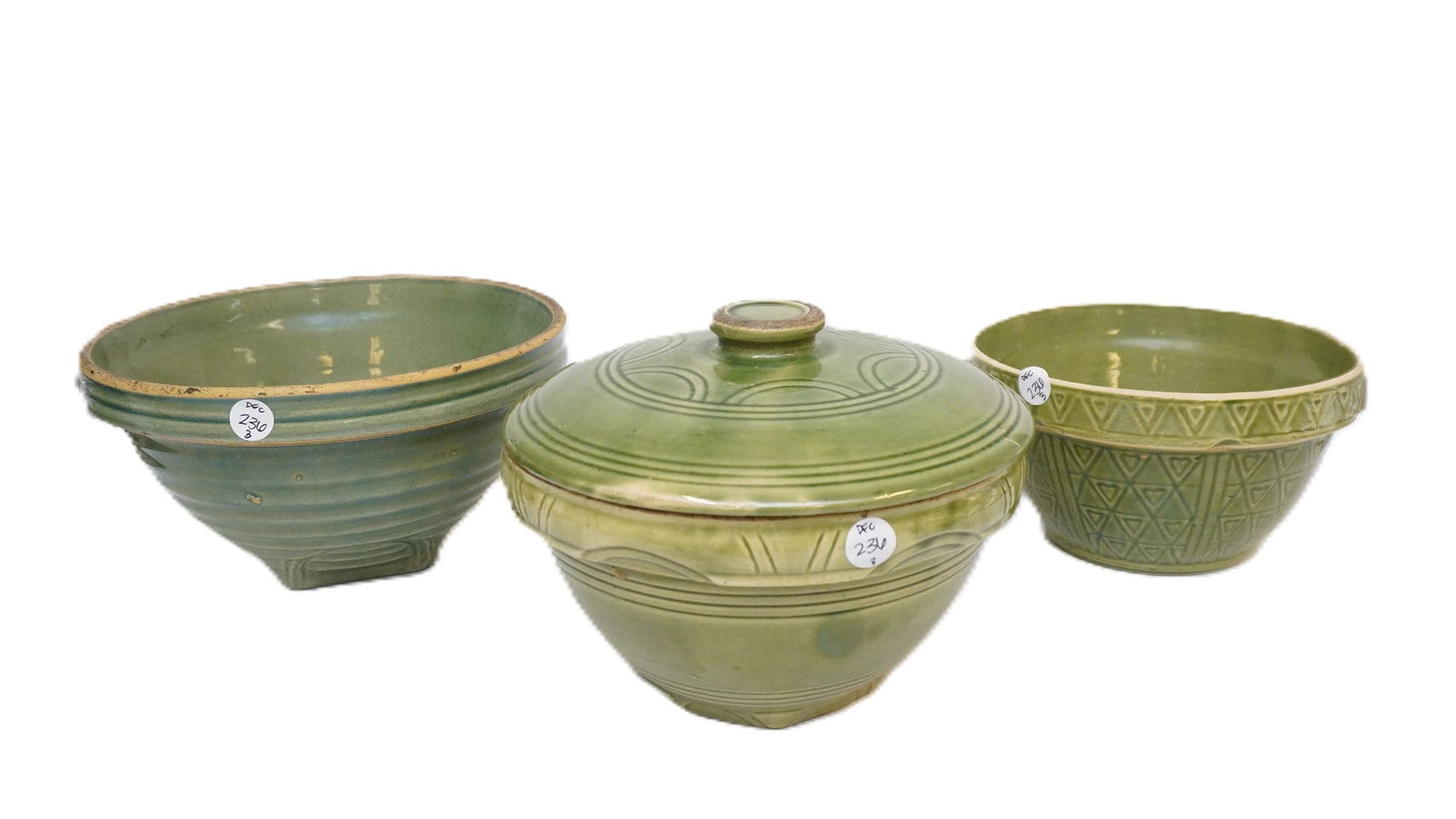 3 YELLOW WARE POTTERY BOWLS: 3 Yellow Ware Pottery Bowls. Circa 1930s/40s. Largest measures 5" x 9.5", weighs 8 lbs 5 oz.