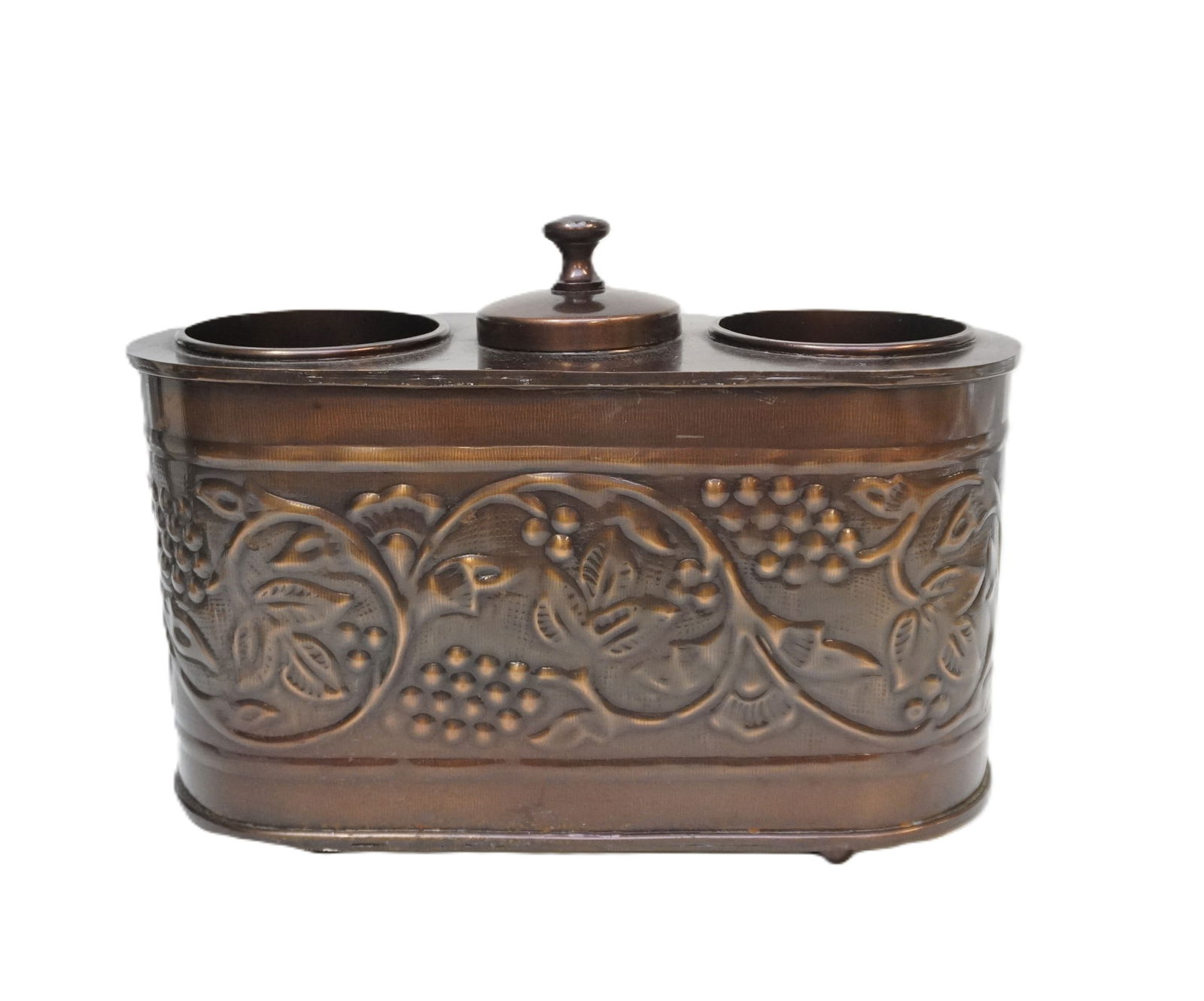 OLD DUTCH COPPER HERITAGE 2 BOTTLE WINE COOLER: Old Dutch Copper Heritage Two Bottle Wine Cooler. Measures 13"x5 1/2"x9 1/2". Weight 5 lbs 3 oz. **In house shipping available on this lot**