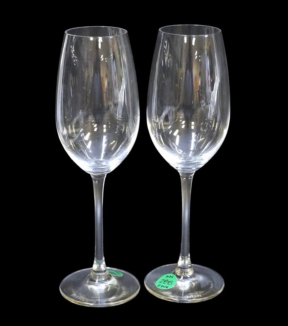 PAIR RIEDEL CHAMPAGNE GLASSES (1 of 3)