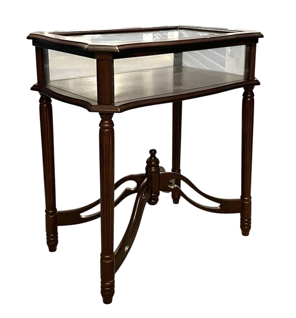 VINTAGE GLASS TOP CURIO DISPLAY TABLE (1 of 4)