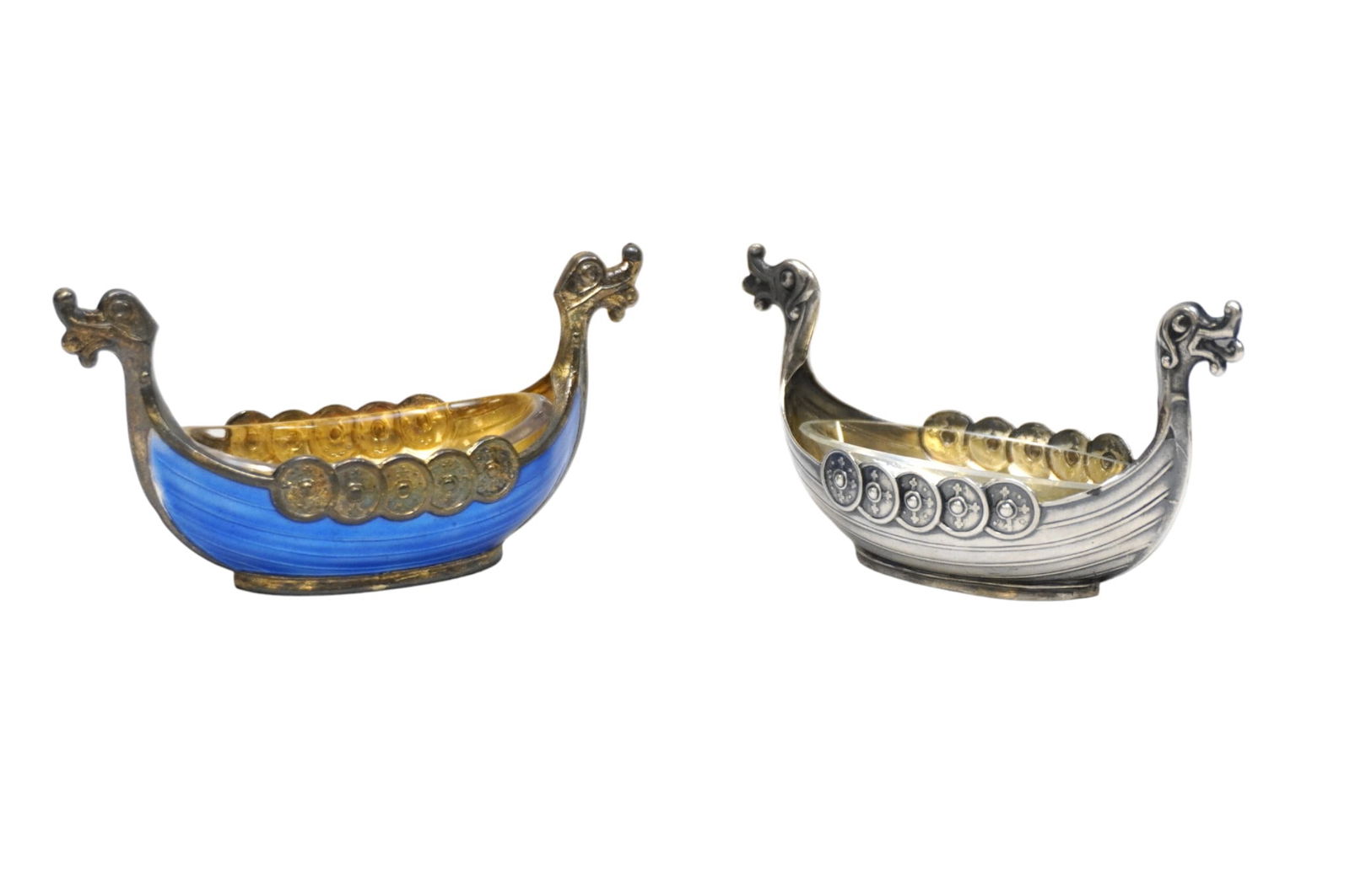 PAIR OF STERLING SILVER NORWEGIAN VIKING SHIP SALT CELLARS (1 of 5)