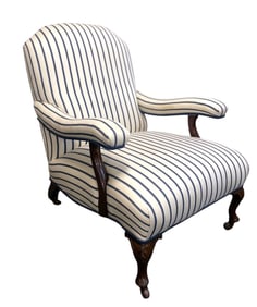 ANTIQUE ENGLISH COUNTRY HOUSE ARM CHAIR