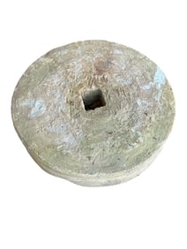 ANTIQUE STONE MILLSTONE/ GRINDING STONE