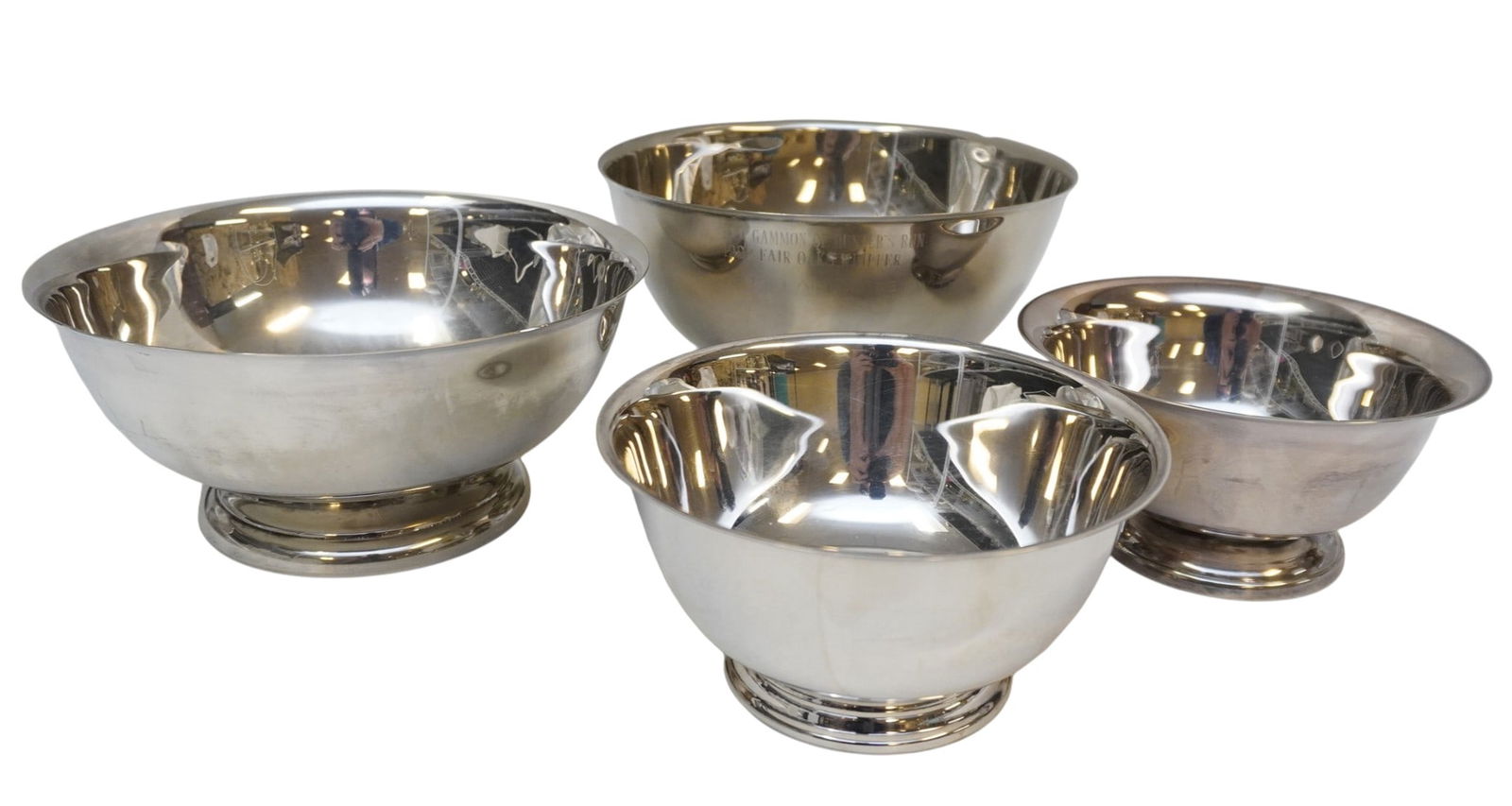 4 VINTAGE PAUL REVERE BOWLS SILVERPLATE (1 of 5)