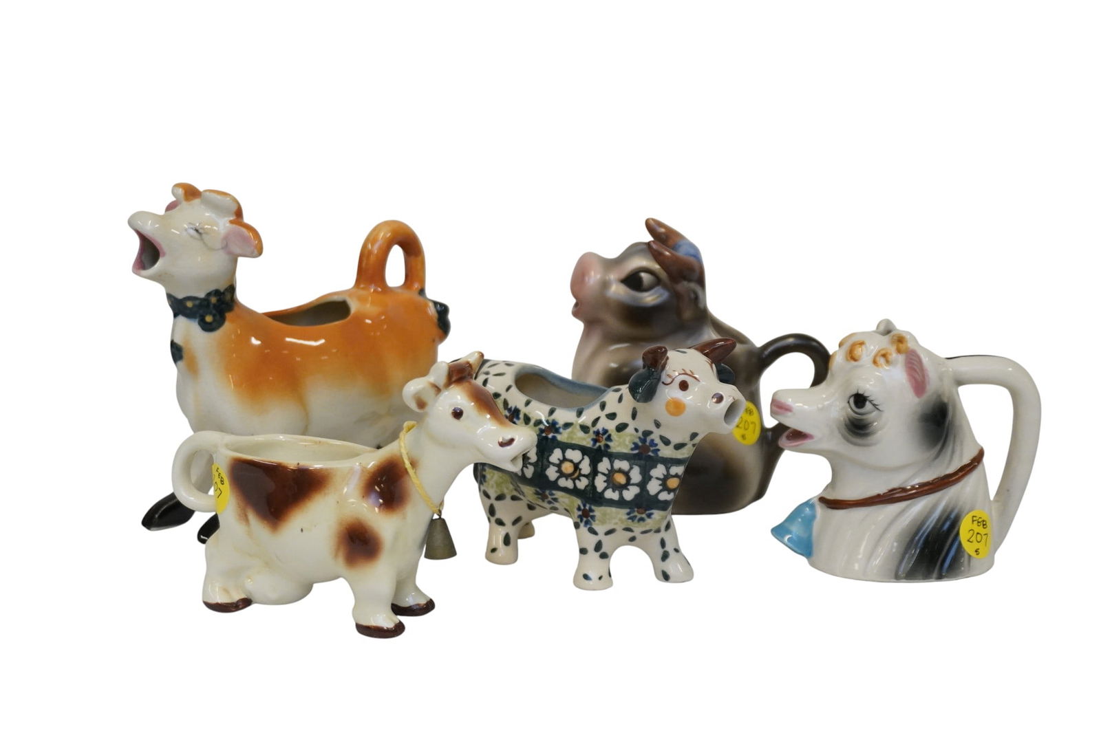 5 VINTAGE KITSCHY CERAMIC COW CREAMER PITCHERS (1 of 4)