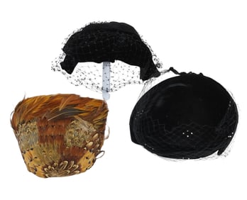 VINTAGE LADIES HATS 1940S VELVET & FEATHER