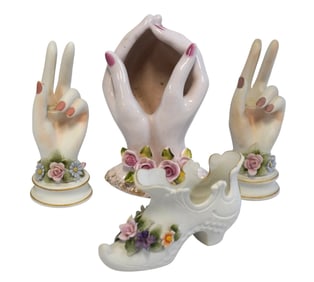 4 LEFTON PORCELAIN VANITY ITEMS
