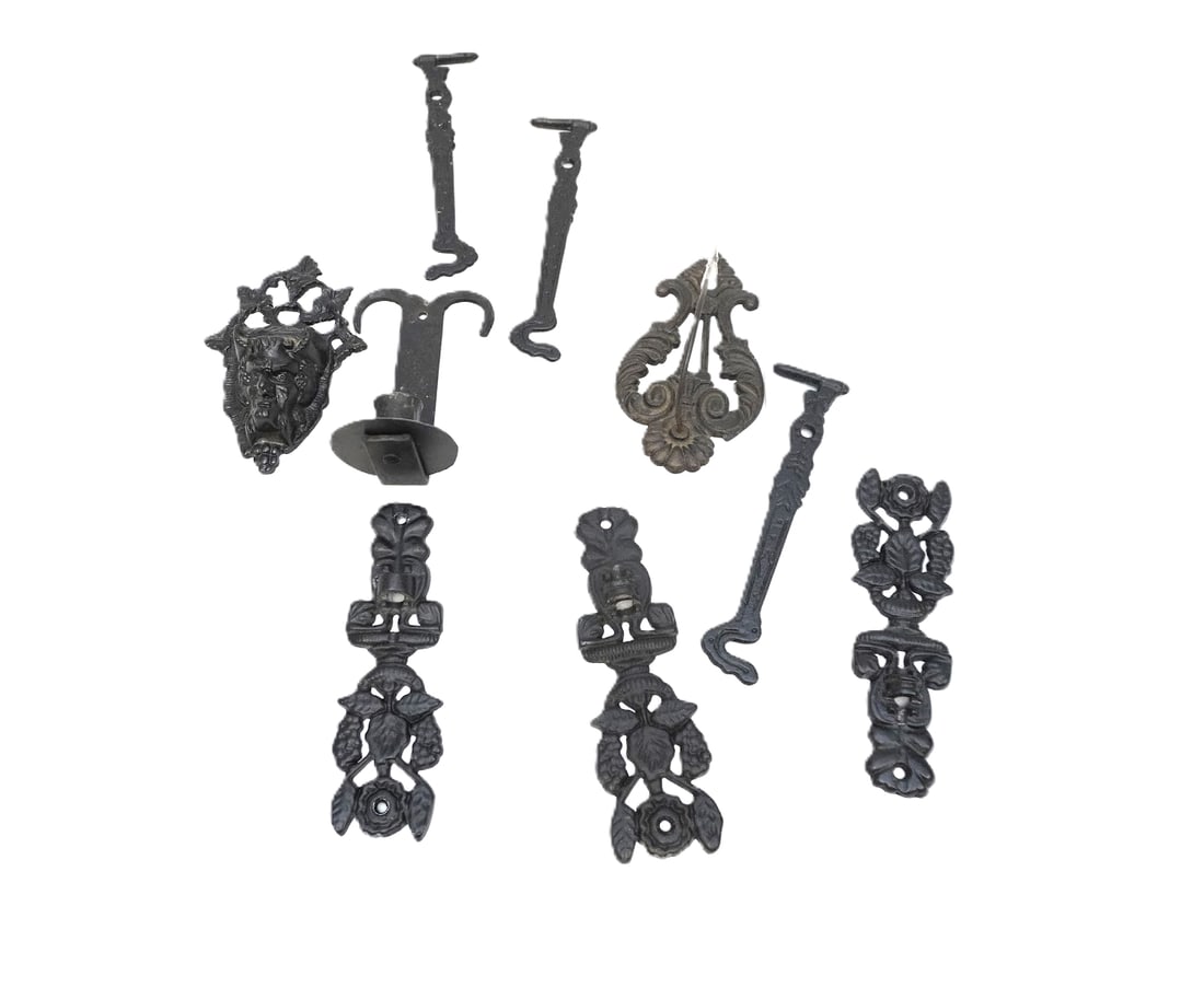 6 pc ANTIQUE / VINTAGE CAST IRON MATCH SAFES + (1 of 1)