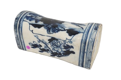19th c CHINESE PORCELAIN OPIUM PILLOW BLUE & WHITW