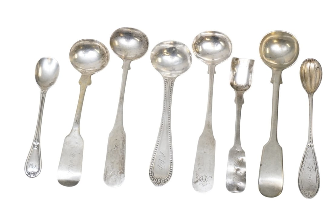 8 ANTIQUE COIN SILVER CONDIMENT SPOONS (1 of 2)
