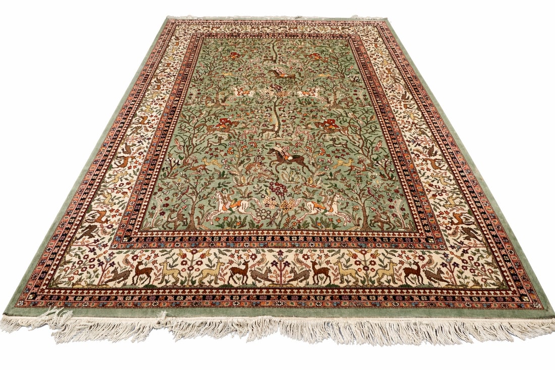HAND KNOTTED EXCEPTIONAL ISFAHAN HUNTING SCENE RUG: Vintage Fine Persian Hand Knotted Wool Esfahan Hunting Scene Rug. This detailed rug was handwoven in Esfahan (Isfahan). Exceptional Quality. Measures 146"x110" approx 60 lbs **In house shipping