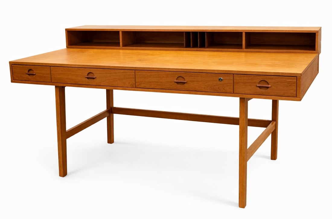ICONIC MCM DANISH PETER LOVIG NIELSEN FLIP TOP DESK (1 of 3)