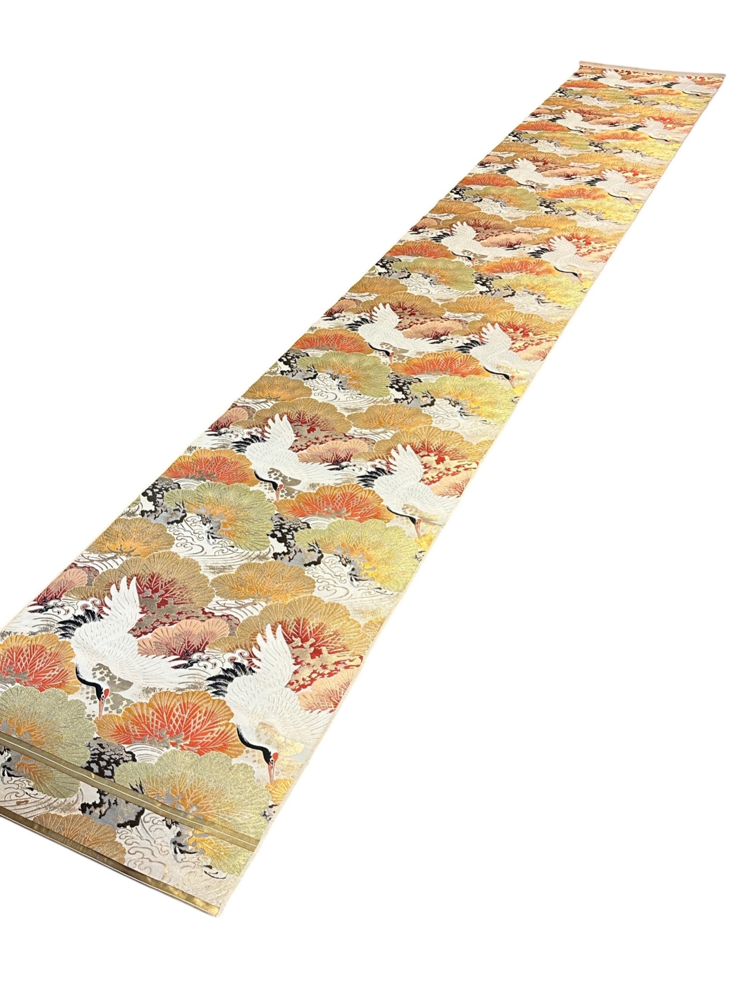 14 FT JAPANESE MARU OBI WITH GOLD THREAD: Japanese Forman Maru Obi with Gold Thread. 14' feet long. One sided, perfect for display. Weight approximately 2 lbs. **In house shipping available on this lot** If you win this lot, please select sel