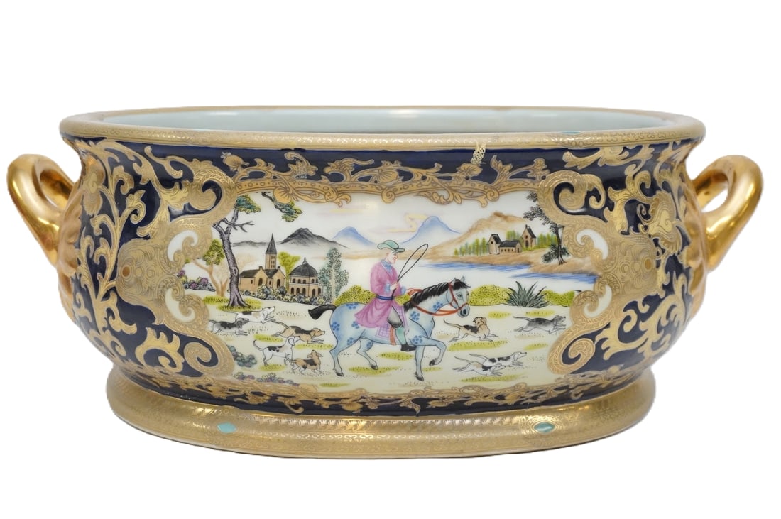 LARGE CHINESE EXPORT EUROPEAN HUNT SCENE FOOTBATH: Large Vintage Chinese Export European Hand Painted Polychrome and Gilt Enamel Hunt Scene Footbath. Figures on horseback surrounded by hounds. Interior with Koi. Each 21"x14 1/2"x8".Weight 16 lbs **In