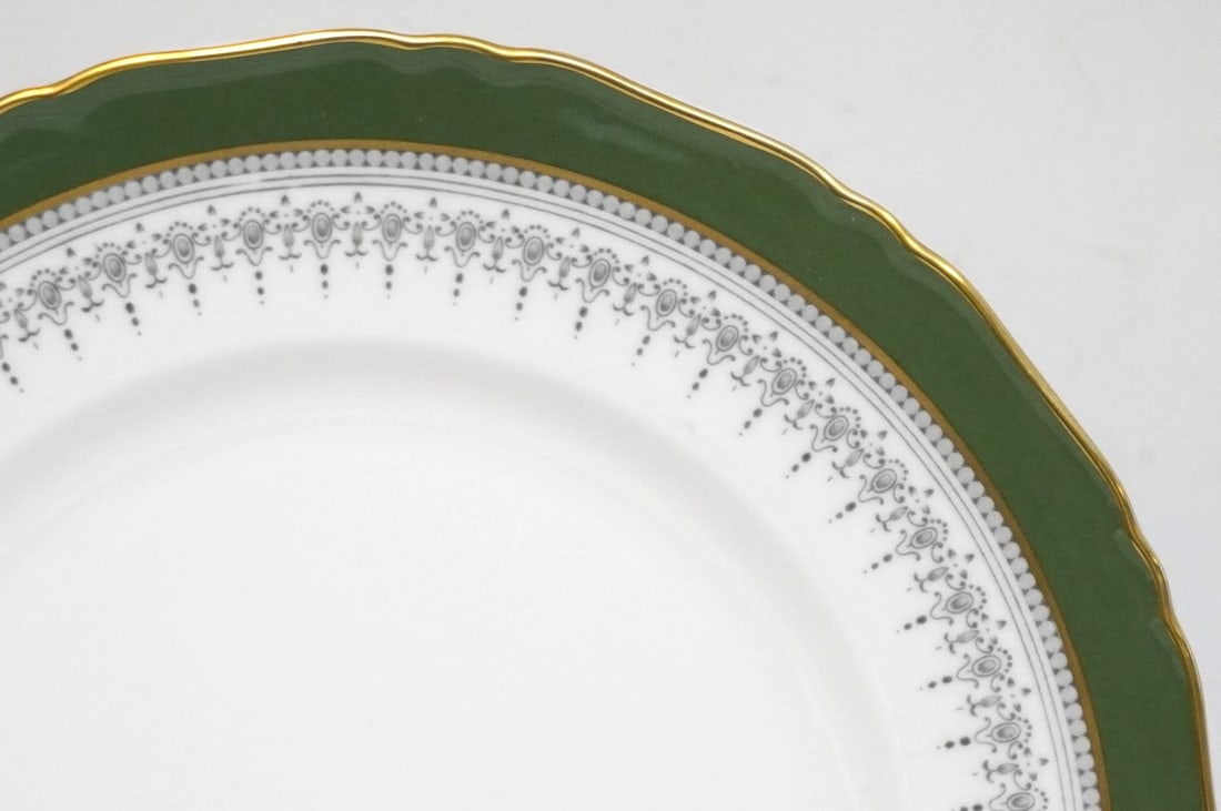 18 ROYAL WORCESTER REGENCY DINNER PLATES - 2