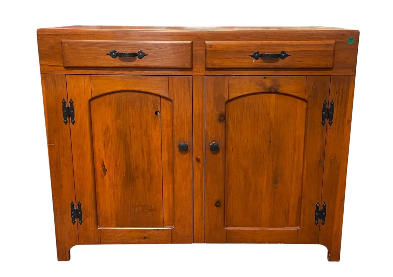 AMERICAN COUNTRY PINE SIDEBOARD SERVER (1 of 2)