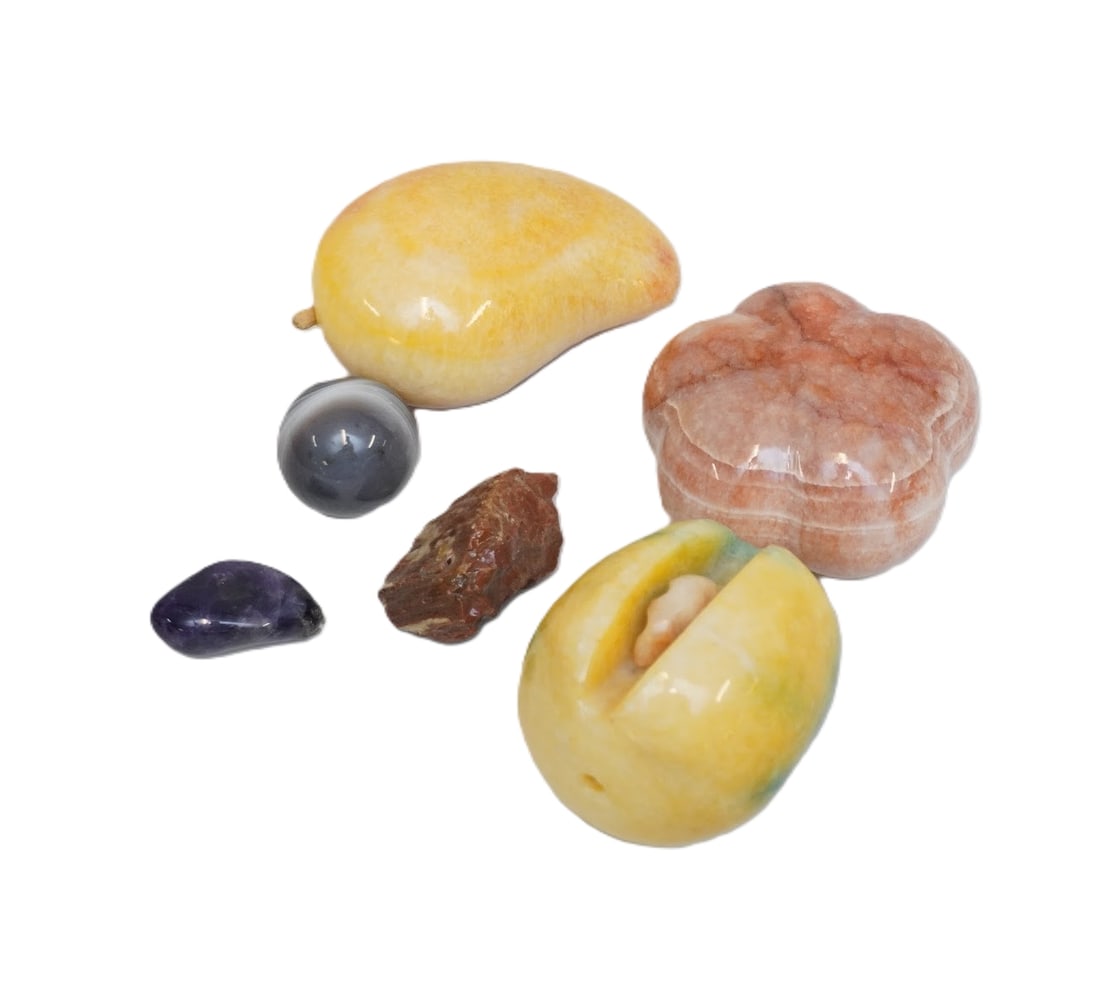 6 MARBLE FRUIT AND STONE PIECES (1 of 4)