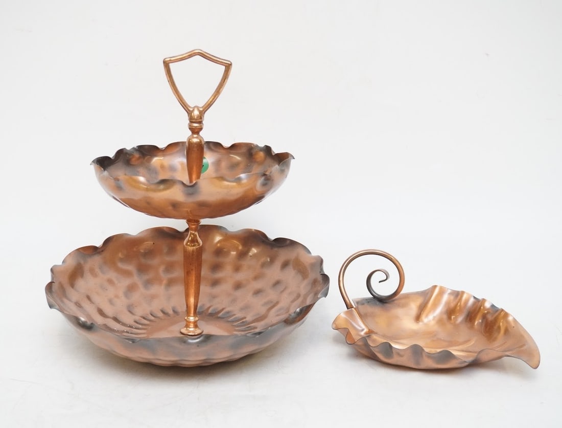 SOLID COPPER LEAF TRINKET DISH AND TWO TIER TRAY - 2