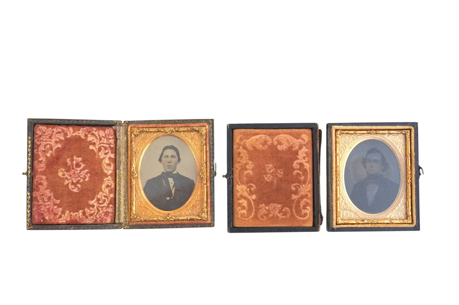 PAIR OF ANTIQUE 1/9 PLATE AMBROTYPE TINTYPES IN LEATHER CASES (1 of 3)