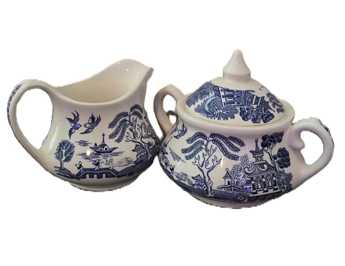 OLD WILLOW ENGLISH IRONSTONE POTTERY CREAM AND SUGAR: Old Willow English Ironstone Pottery Cream and Sugar. Creamer 4.5"x3.5 and Sugar 6"x4.25. Weight 1 lb 2 oz