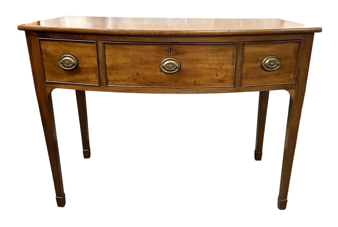 AMERICAN FEDERAL STYLE MAHOGANY HUNTBOARD (1 of 1)