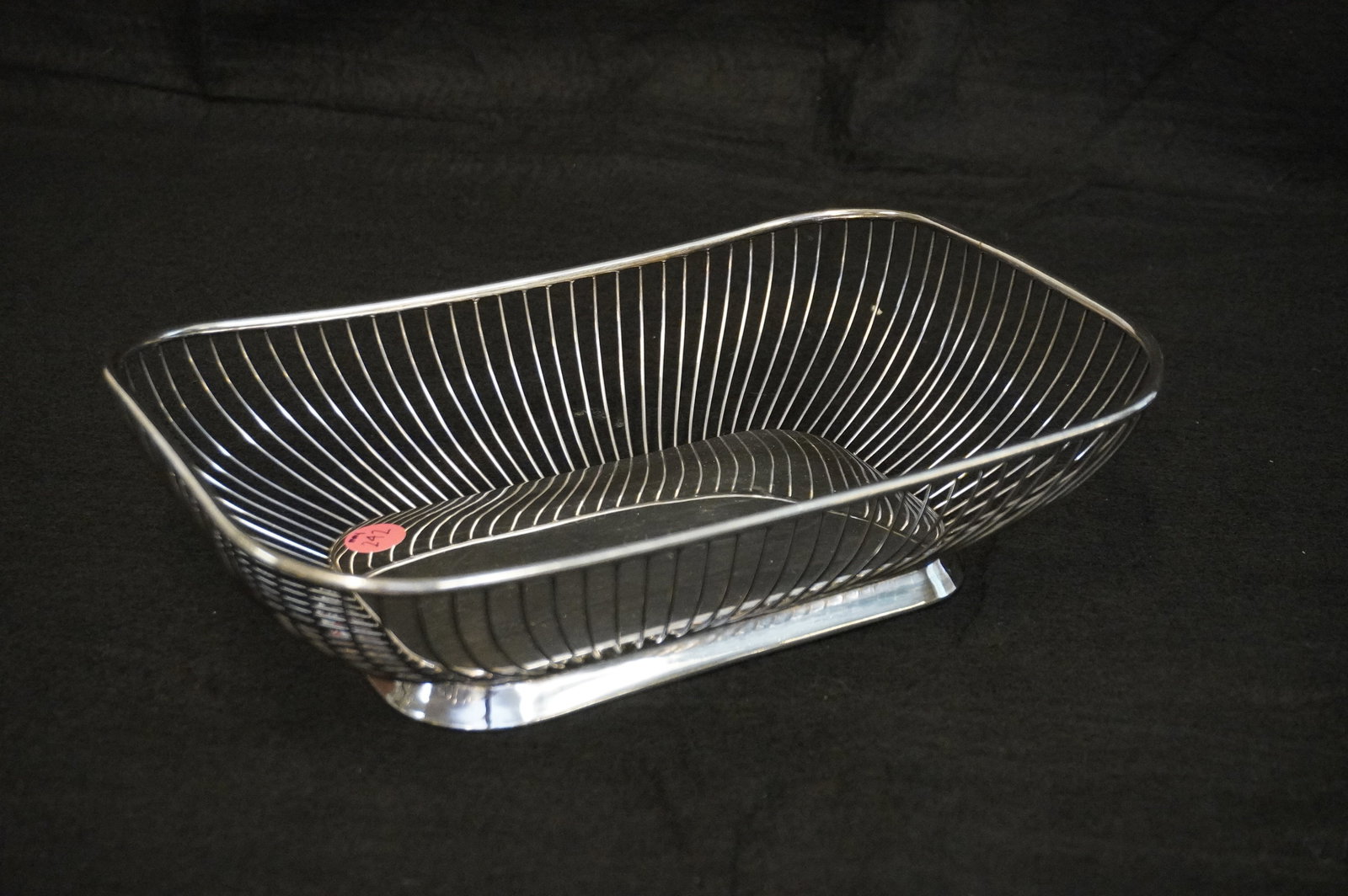 VINTAGE MID CENTURY GORHAM SILVER PLATE BASKET (1 of 4)