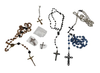 7 PC ANTIQUE/VINTAGE ROSARIES & CRUCIFIX