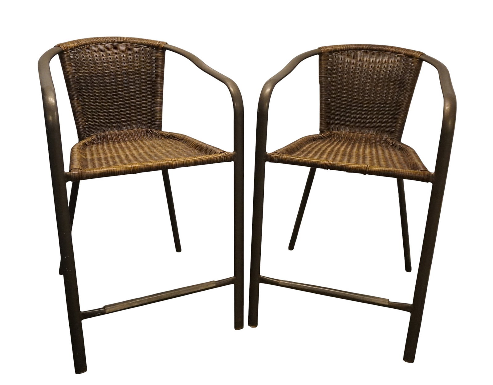 PAIR OF MATCHING RATTAN BARSTOOLS (1 of 4)