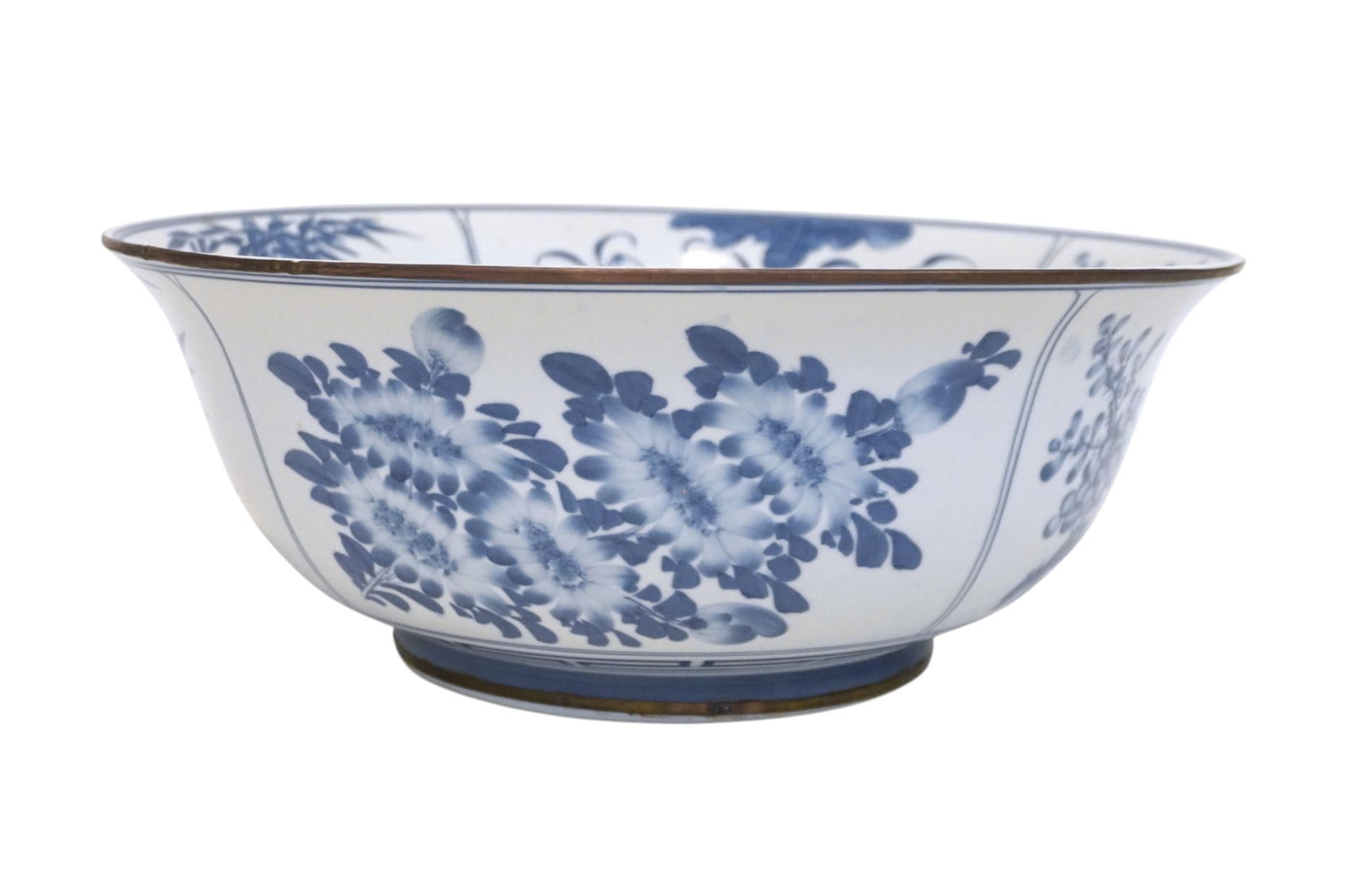 LARGE CHINOISERIE BLUE & WHITE BOWL WITH KOI & BAMBOO (1 of 4)
