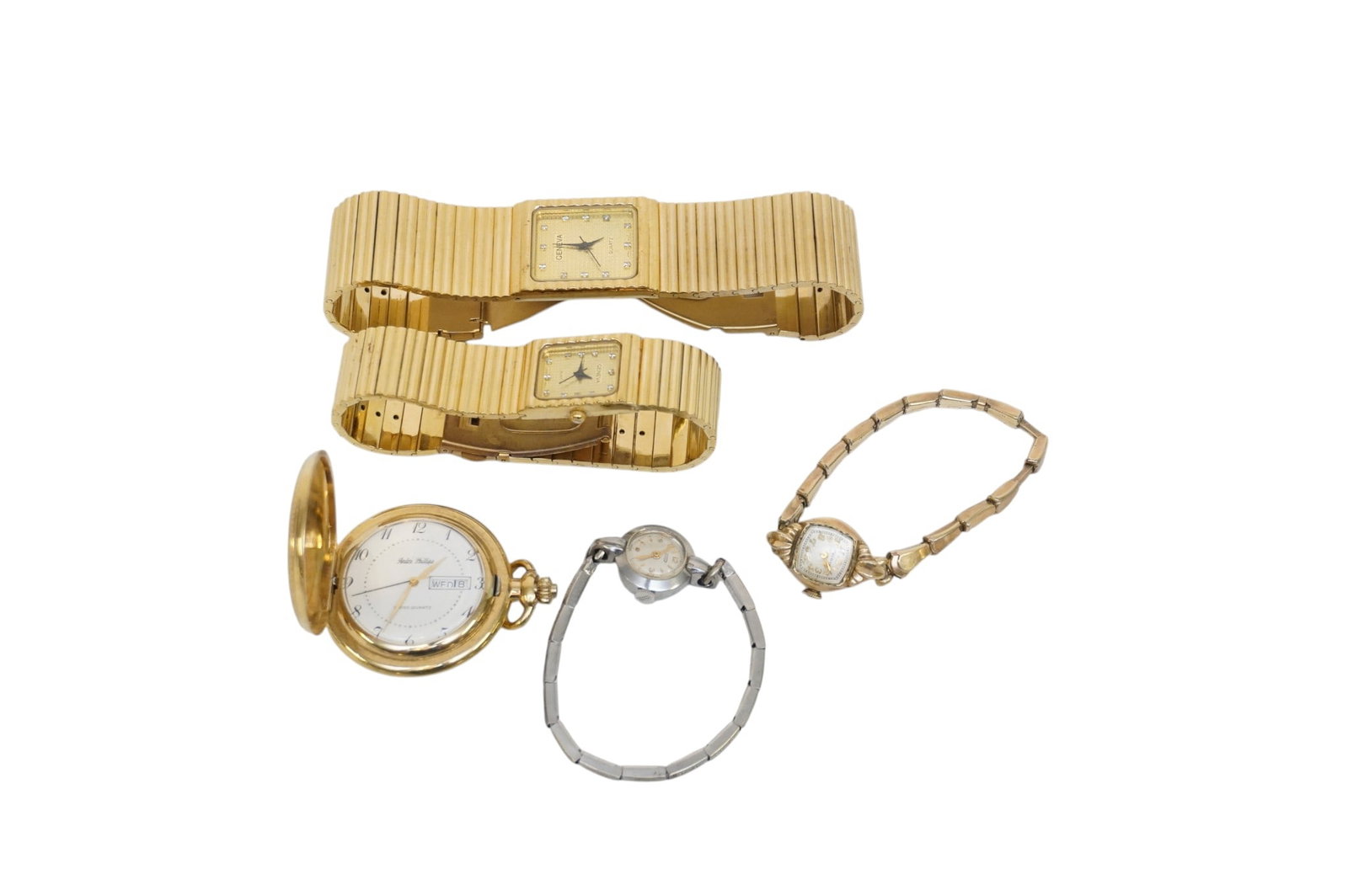 5 VINTAGE WATCHES BULOVA - TISSOT - GENEVA - ANDRE PHILLIPE: 1 - His and hers matching Geneve Elegante Watches 2- Andre Philippe Swiss Hunter Case Pocket Watch. 3- Bulova 1949 Ladies Wristwatch 4- Tissot 1950s Swiss Ladies Wristwatch. Weight on all 10 oz. **In 