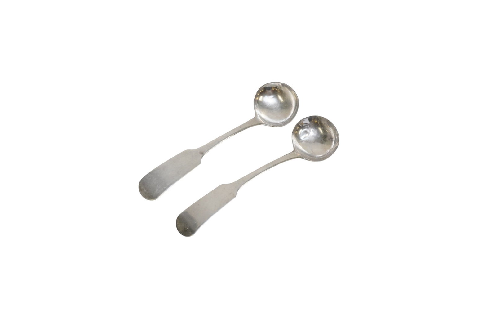 PAIR OF J VEAL COLUMBIA SC COIN SILVER MASTER SALT SPOONS (1 of 2)