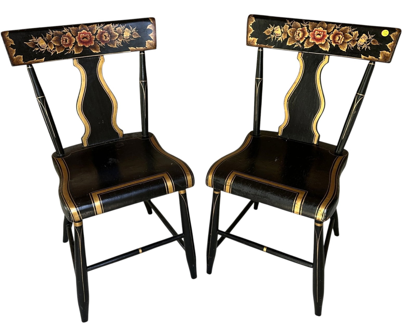 MATCHED PAIR OF ANTIQUE AMERICAN PENNSYLVANIA PLANK BOTTOM CHAIRS (1 of 4)
